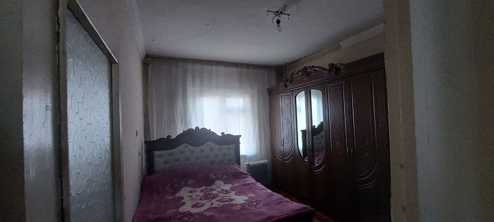 3× xonali kivartira sotiladi srochna — 3