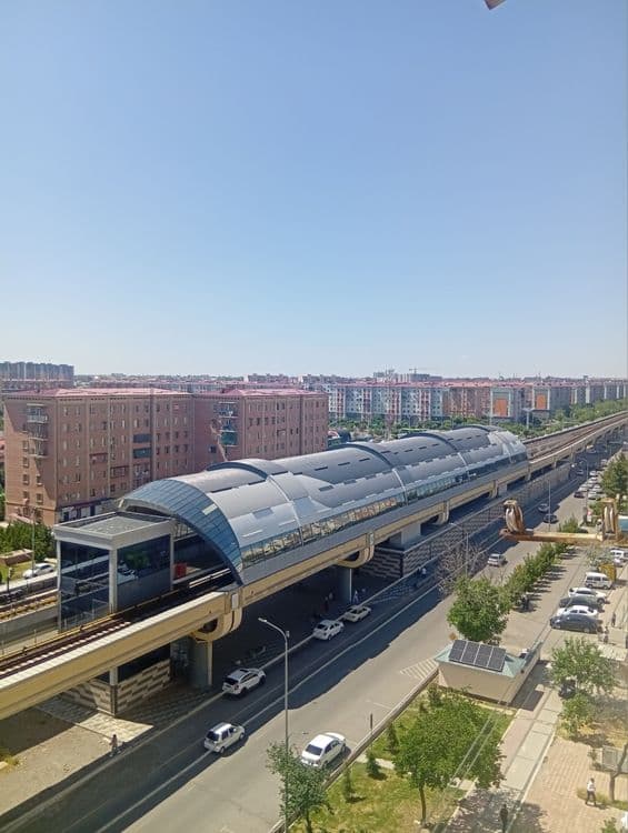 Продаётся квартира Сергели 7,метро у дома,Французкая планировка! — 1