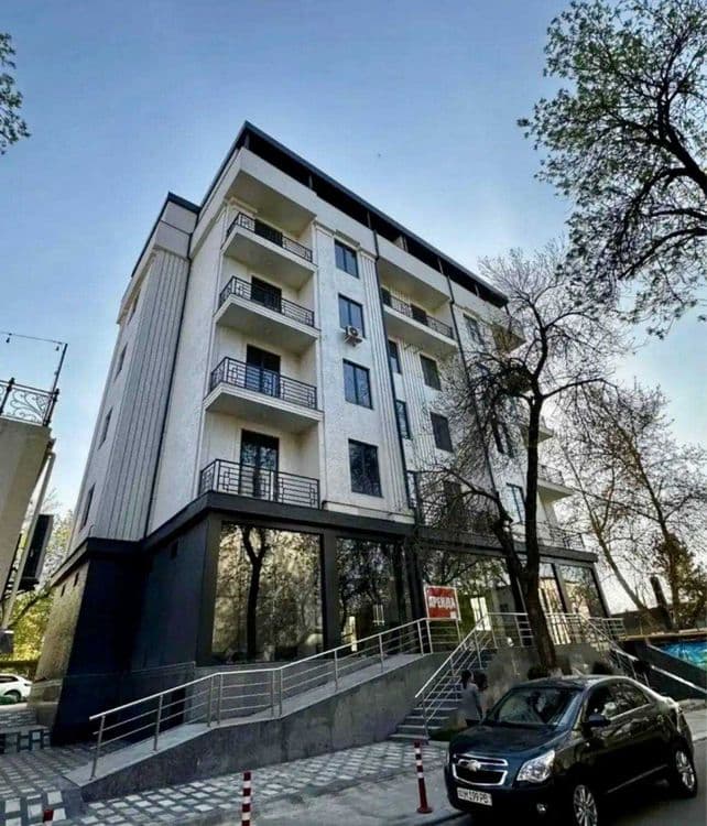 1/3/6 Ялангач - Кафе Бухара - Евролюкс - Новый ремонт — 1