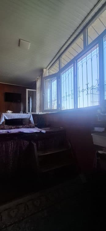 Chorsuvda 3 hona 4etajlini 4 etagi — 1