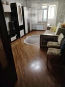 Срочно Продаётся Кушбеги 2в3/5/5 ремонт хороший с мебелью локации !