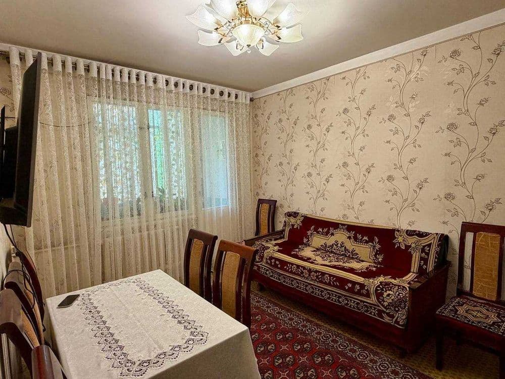 Продается квартира 2/4/4, Чиланзар 6 квартал, первая линия. — 1