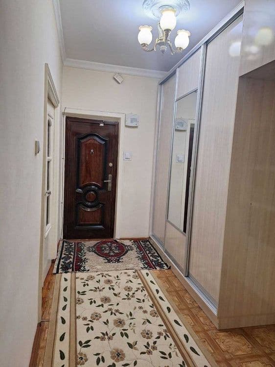 Продается квартира в Мирза Улугбекском районе Карасув-1, 4х ком 5-этаж — 1