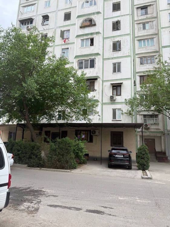Sergili 8 mavzeda yol yuzida 3 xonali kvartira sotiladi 1-etaj

1) Ман — 1