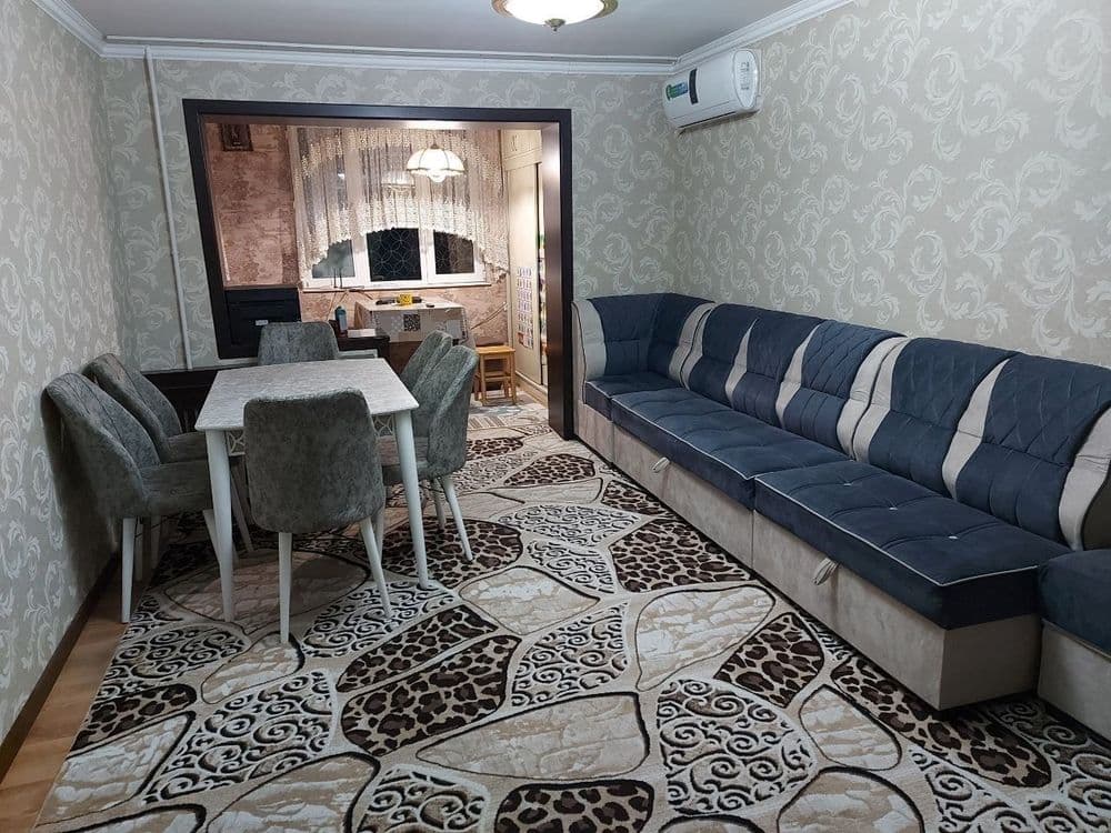 Ор-р Чиланзар Актепе, Кирпичный дом балкон 2*6
Шайхонтохур 3/4/4 2*6 б — 1