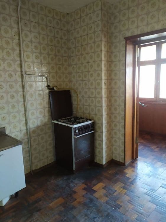 Сергели  1  3 хонали квартира  сотилади  метро  5 бекат — 2