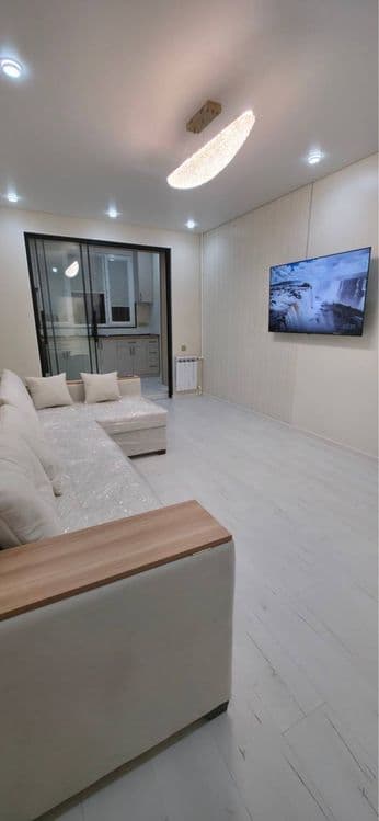 Срочно продажа квартиру Массив Феруза. 2в3/2/4 балкон 2/6 — 1