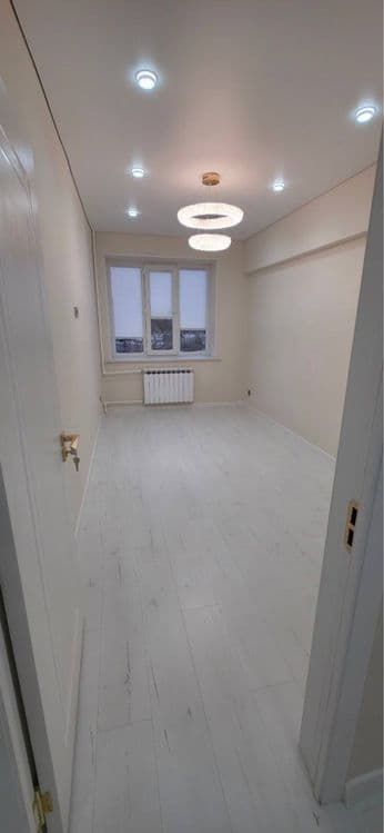 Срочно продажа квартиру Массив Феруза. 2в3/2/4 балкон 2/6 — 2