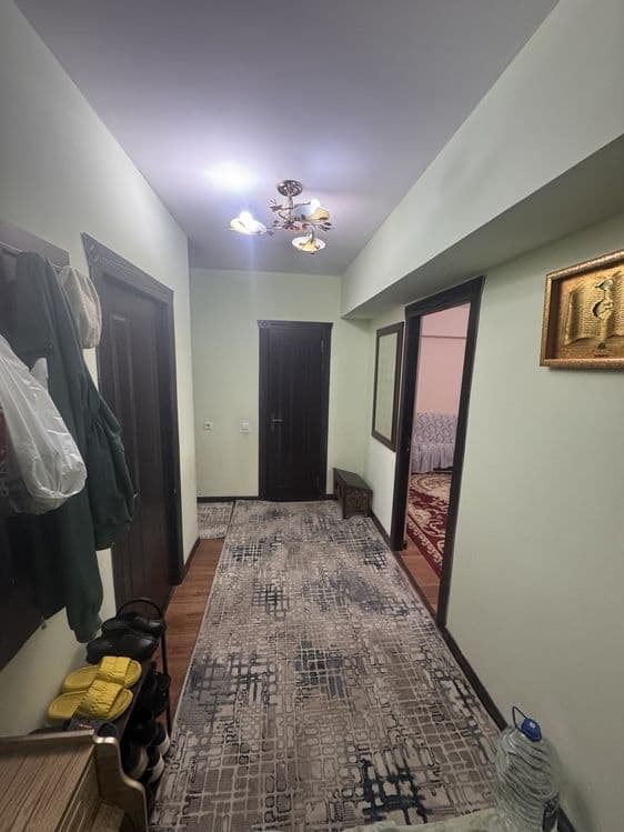 Продается квартира 
улица Уч-Лола. 2/4/7
Общая площадь 70 кв.м
Балк — 4