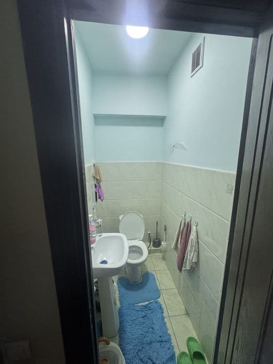 Продается квартира 
улица Уч-Лола. 2/4/7
Общая площадь 70 кв.м
Балк — 5