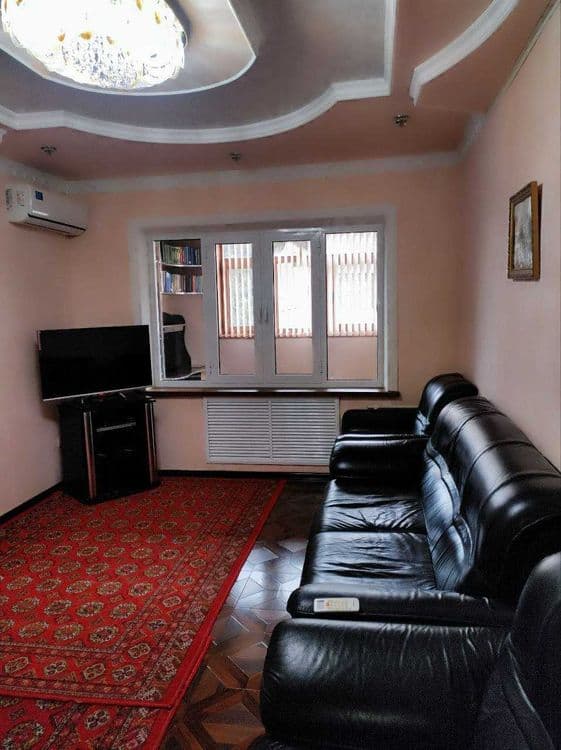Продам 2-х комнатную в М-Улугбекском районе 2/4/4. м.Горького .Лафарга — 1
