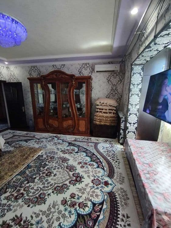 Квар/ а продаётся . Учтепе 24 своя. 3 ком/ ая 7 этаже , мебель,технико — 4