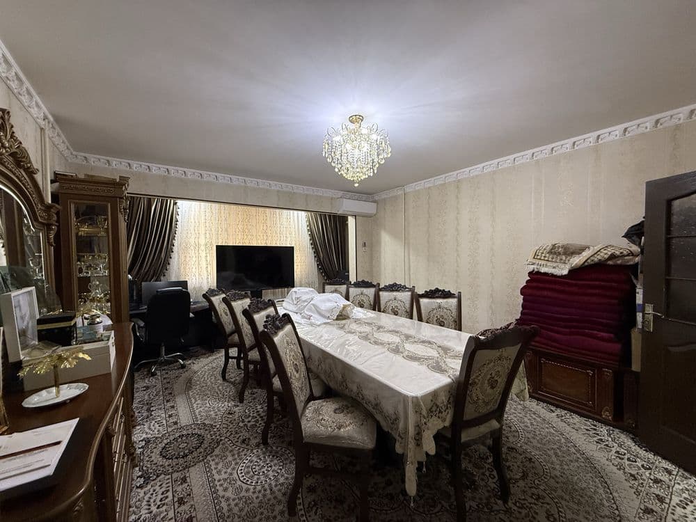 Продаётся 4-х ком квартира вдоль дороги ор:Алмазарские РОВД — 1