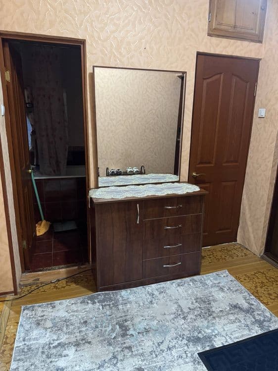 Продается 4 комнатная квартира. Мирзо Улугбекский район. Массив ТТЗ-2 — 5