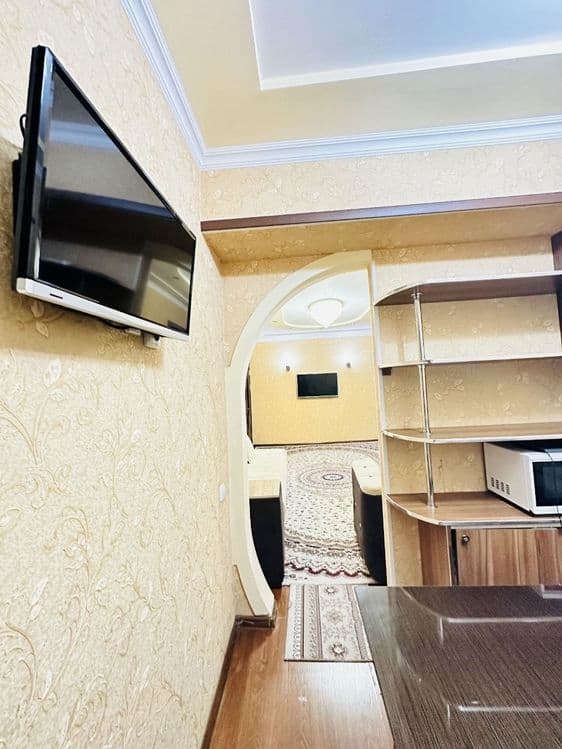 4 комнатная квартира 1 этаж , — 3