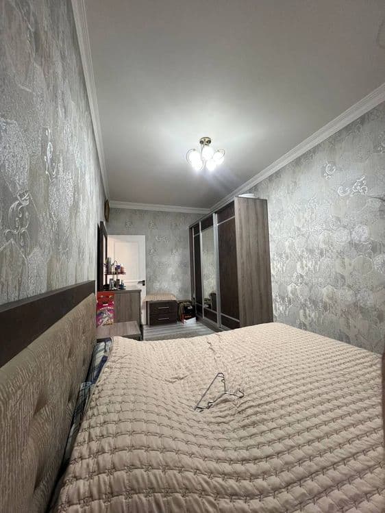 Юнусабад 16 квартал 5/5/5 (102²) продаётся квартира — 2