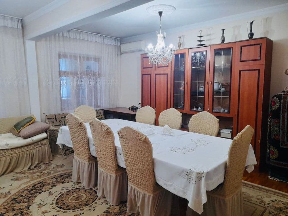 Продается 4 комн квартира, Юнусабад 18, ул. Юнус Ота, 2 этаж — 1