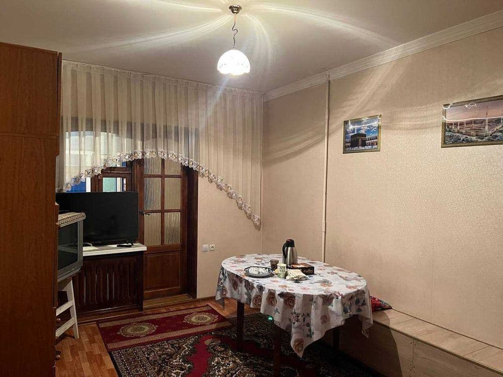 Продаю свою квартиру юнусободский район 9 квартал — 1