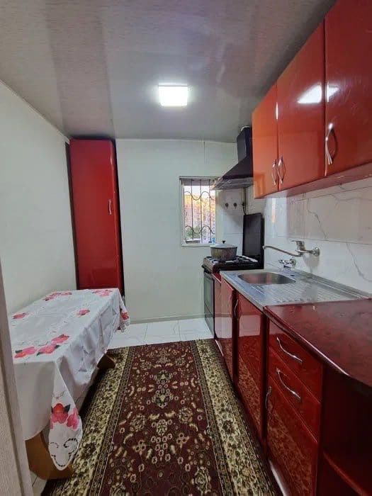 Бобура Продаётса 3/6/8 рай Газ 79кв.м срочна — 5