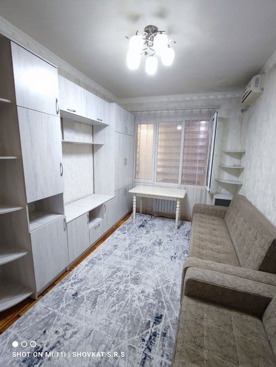 Без маклера Шота Руставели Высокие потолки 2 комнатная квартира — 1