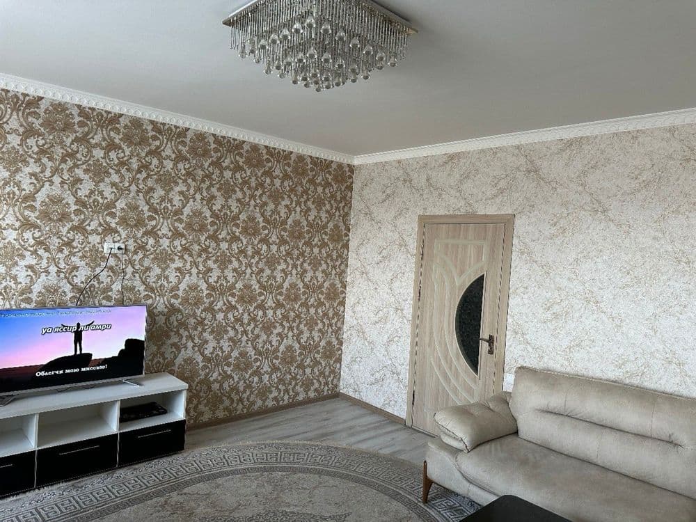 Просторная 3в2 квартира 70 м² с личной парковкой — 1