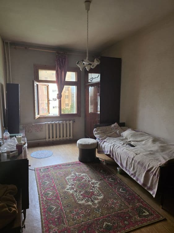 Продаётся 4/4/9 Юнусабад 18 квл,в ипотеку можно,95 квадратных метров — 4