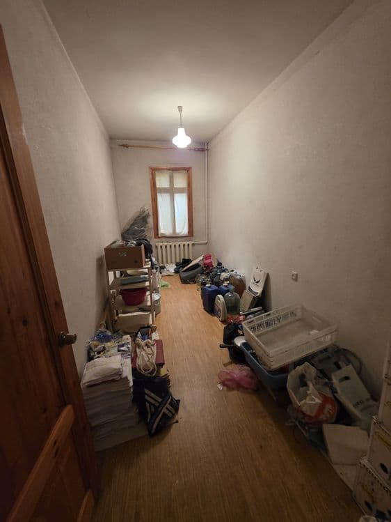 Продаётся 4/4/9 Юнусабад 18 квл,в ипотеку можно,95 квадратных метров — 5