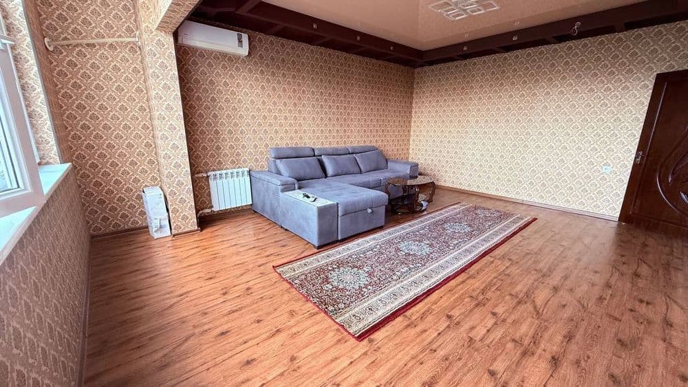 Продаётся 2/6/8 квартира, метро Пушкина, напротив 71 школы — 1