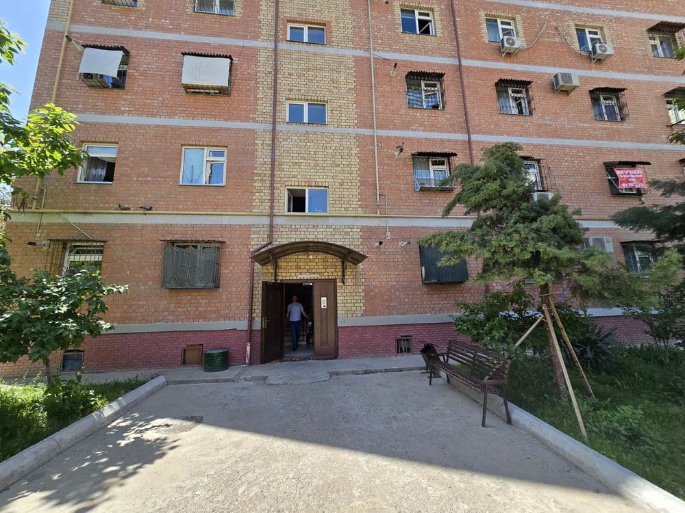 Kvartira SOTILADI Qora Saroyda — 1