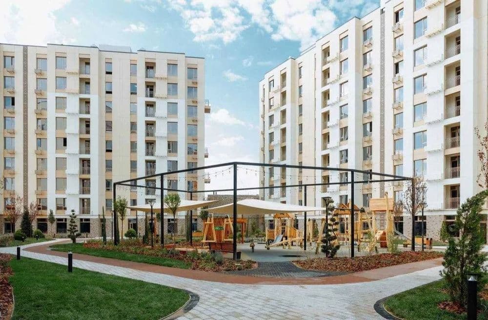 Продам 3 ком NRG Bi SADO 64м² — 3