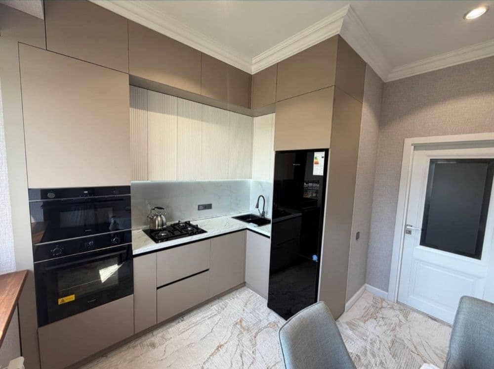 Продажа 2 комнатной 63кв² на ул.Махтумкули,Новостройка,Кирпичный Дом, — 4