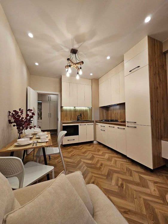 8 Продажа квартиры центр! Новая квартира с ЕВРО ремонтом и мебелью — 5