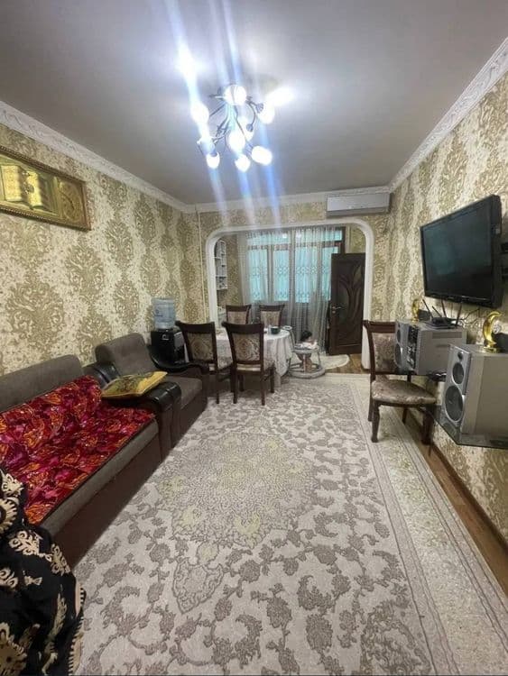 Продам срочно квартиру 4/2/4 ТТЗ Базар У317 — 1