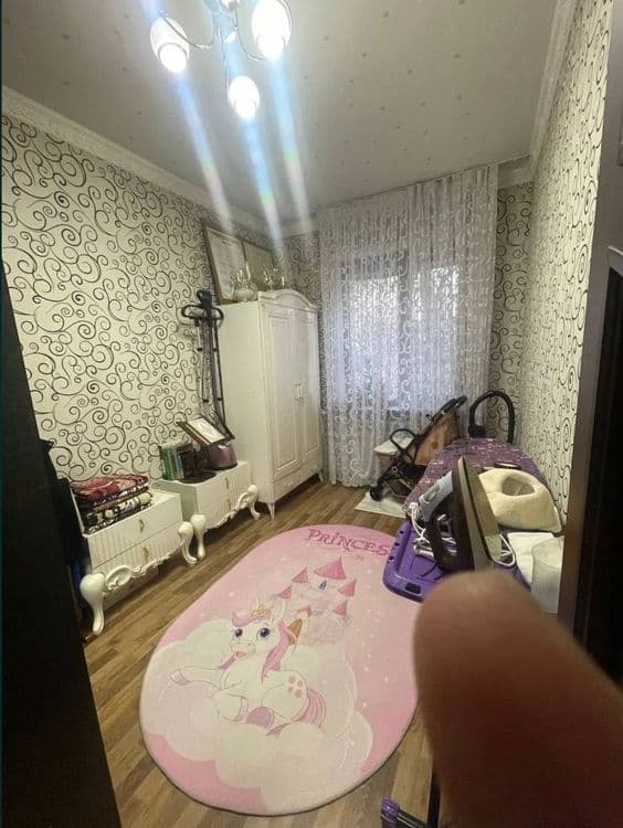 Продам срочно квартиру 4/2/4 ТТЗ Базар У317 — 2