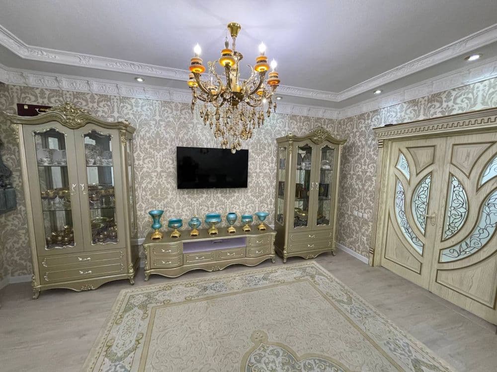 СРОЧНО продаётся 3-комн.   2 этаж.    ЕВРО-РЕМОНТ 92 м2 — 3