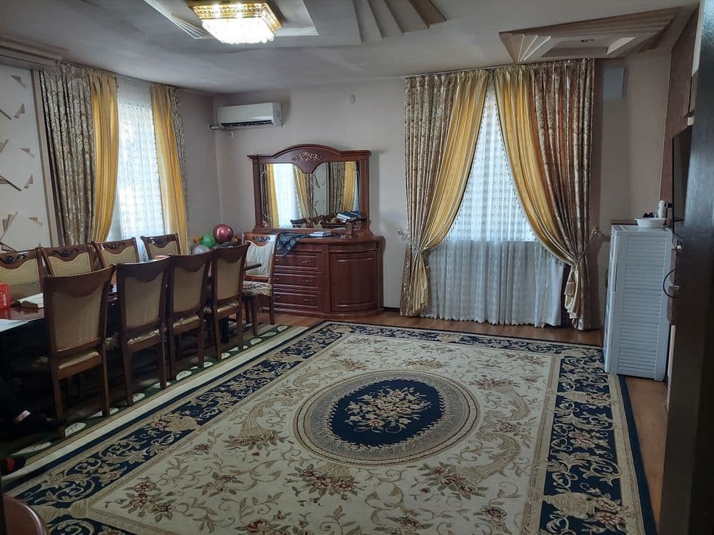Продаю квартиру на ц13 лабзак 3х комнатная 3/3/4 — 1