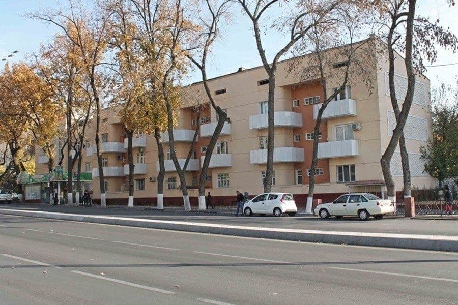 Продам кв на Ц-1 2ком Детский мир Сквер Амира Тимура Internation schol — 1