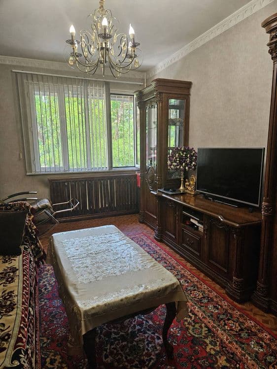 4/2/5 Буюк Ипак Йули,Художники,225 школа,80 м2,балкон 1.5*3 — 3