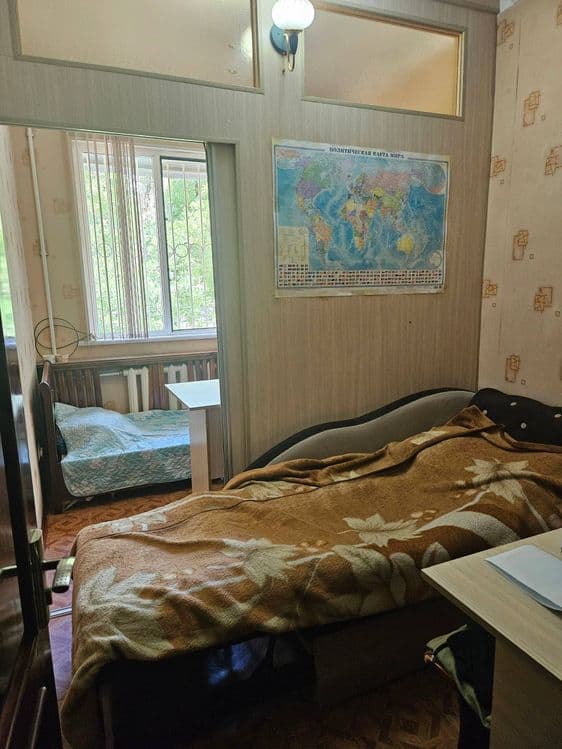 4/2/5 Буюк Ипак Йули,Художники,225 школа,80 м2,балкон 1.5*3 — 4