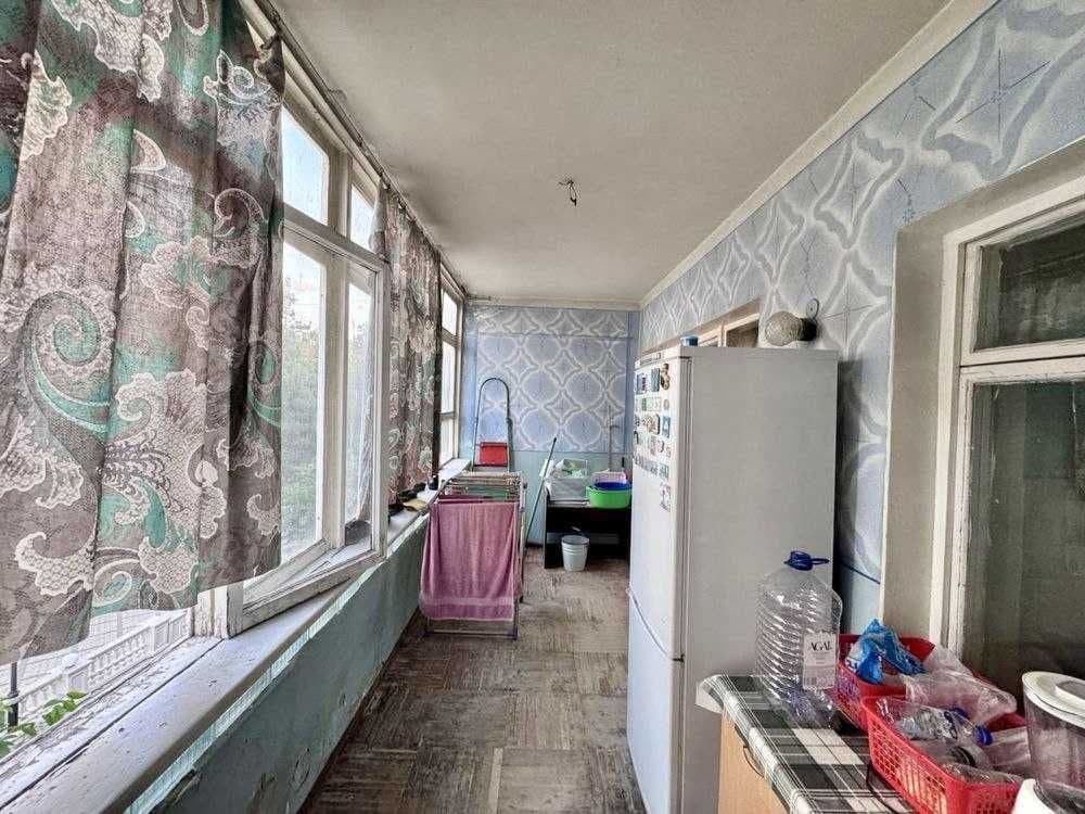 Ц-6 89м2 4/3/4 Кирпичный Балкон 2/6 без ремонт — 3