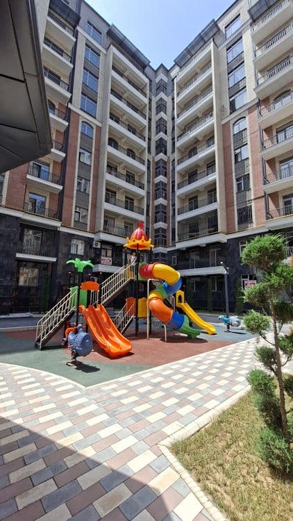 Depo Mall Residence  Katta qani 4 etaj 70k 3 — 1