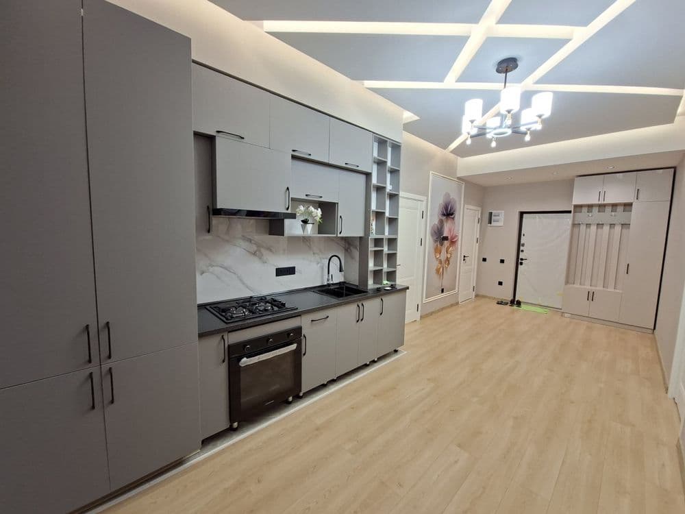 Depo Mall Residence  Katta qani 4 etaj 70k 3 — 4
