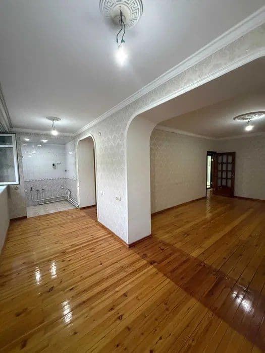 Продажа Эльбек 3/2/4 площадь 82м2,  Зор-ТВ, Виноград — 2