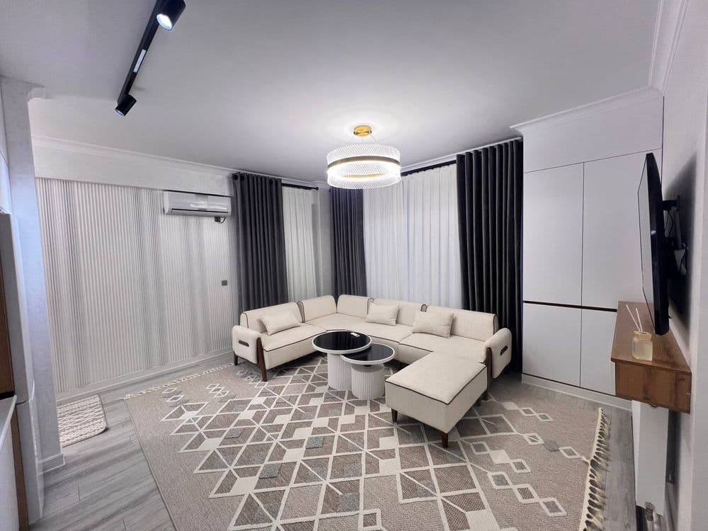 Новостройка на ул.Бобура качественная квартира 2-комн. 50м² с мебелью — 1