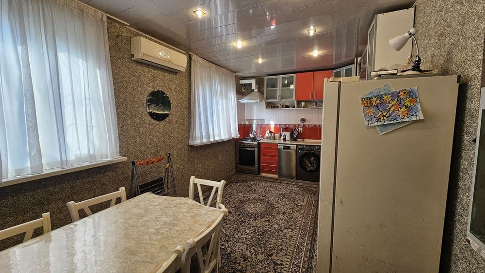Продается 4х комнатная банковская квартира 98 кв м — 1