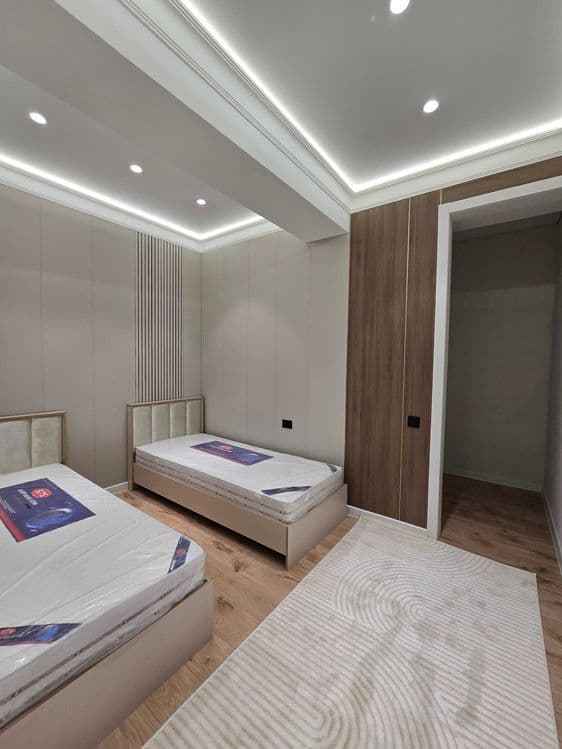 Юнусабад 11 квартал 4/4/9 (84м²) Ориентир: Мегапланет — 4