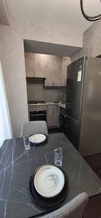 Мирзо-Улугбекский р-он квартира 2-комнатная 45м² торец укомплектована — 4