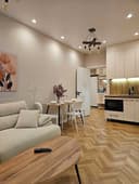 8 Продажа квартиры Центр 2/9/12 своя