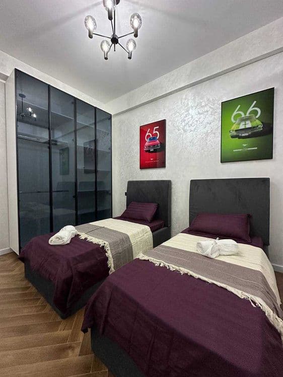 Очень Срочно , Прокурорский дом  2в3/9/10 70м2 СРОЧНО !! — 1