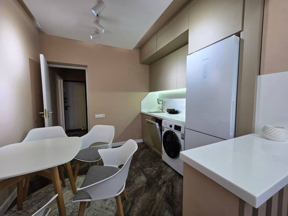 Продается 2х комнатная квартира,Алайский рынок,Юнусабад,60м2 — 5